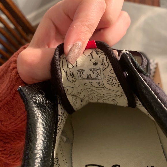 Limited Mickey Mouse vans - Picture 8 of 8